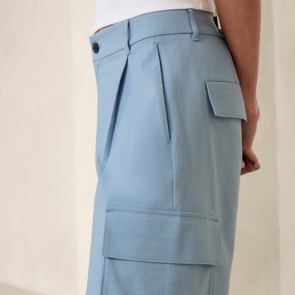 Banana Republic Stretch Twill Straight Cargo Pants - Picture 3 of 11